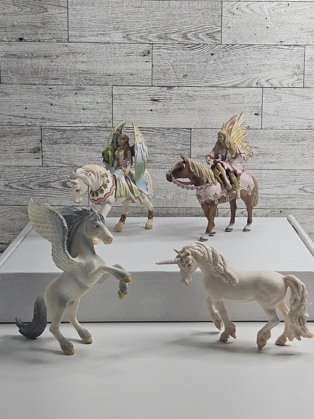 Lot of 6 SCHLEICH FIGURE 4 UNICORN & 2 Elf  2004 - 2009